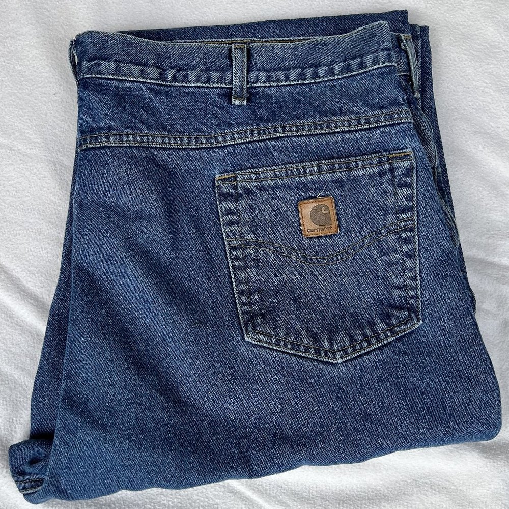 Used Carhartt relaxed fit 5-pocket riveted men's denim jeans 44x31 measured